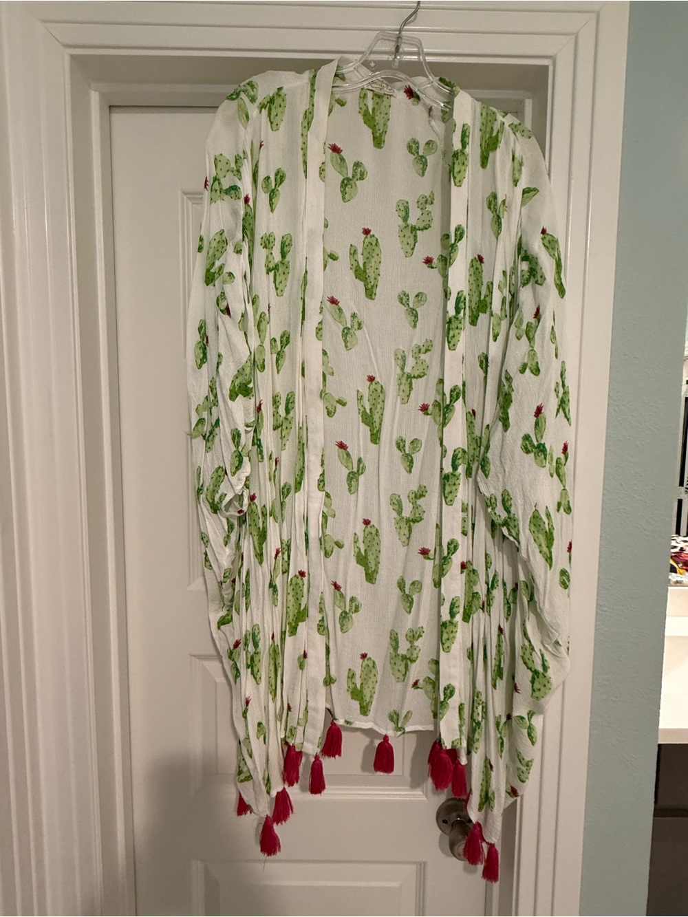 Mud Pie White Cactus Print Kimono with Red Tassels
